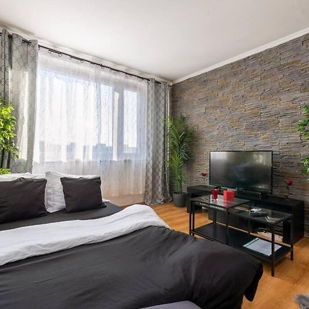 Apartamento Spacious And Bright Flat Between Airport & Center Budapest Exterior foto