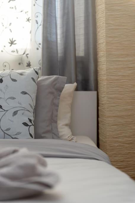 Apartamento Spacious And Bright Flat Between Airport & Center Budapest Exterior foto
